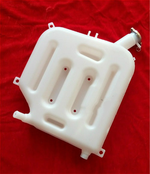 欧曼重卡汽车副水箱 etx小水箱 货车冷却塑料壶商用货车配件加厚 加厚