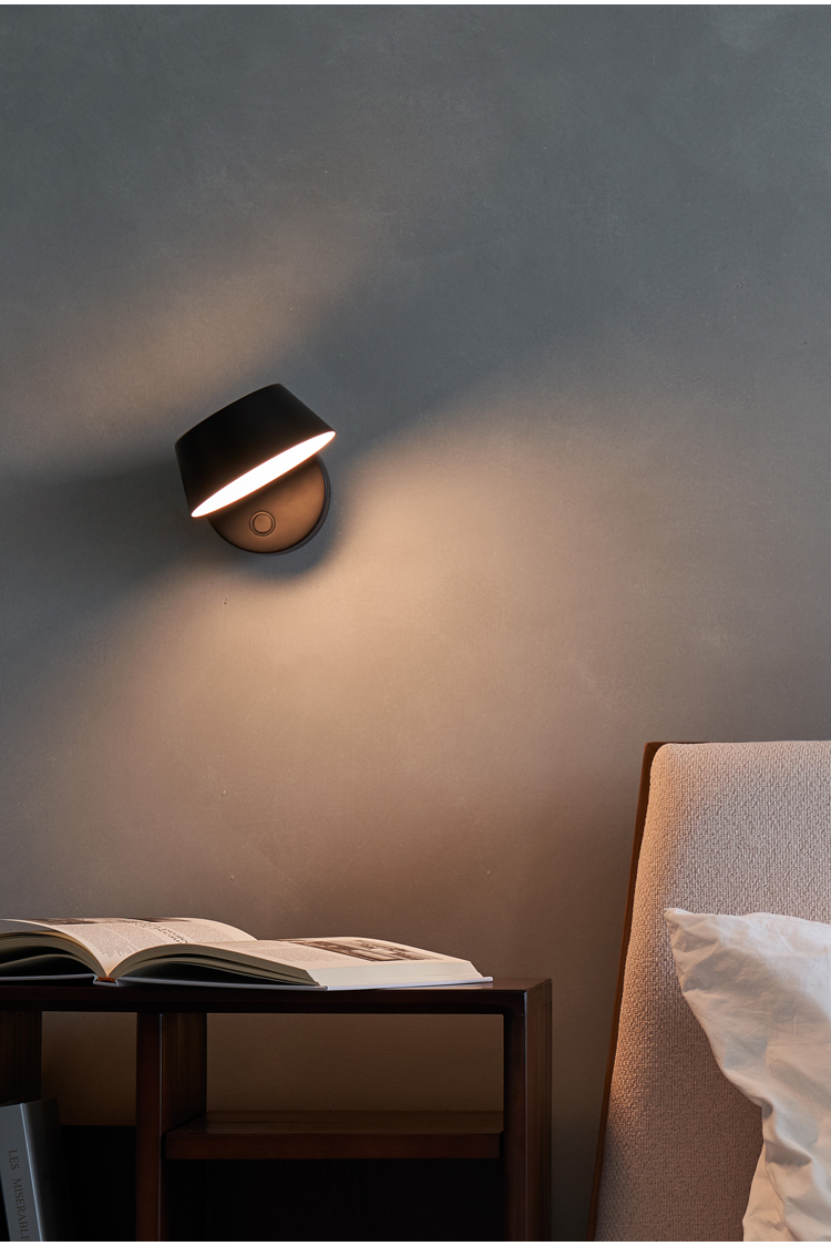壁灯卧室床头阅读灯北欧创意设计师款客厅背景墙灯轻奢旋转壁灯具矮款