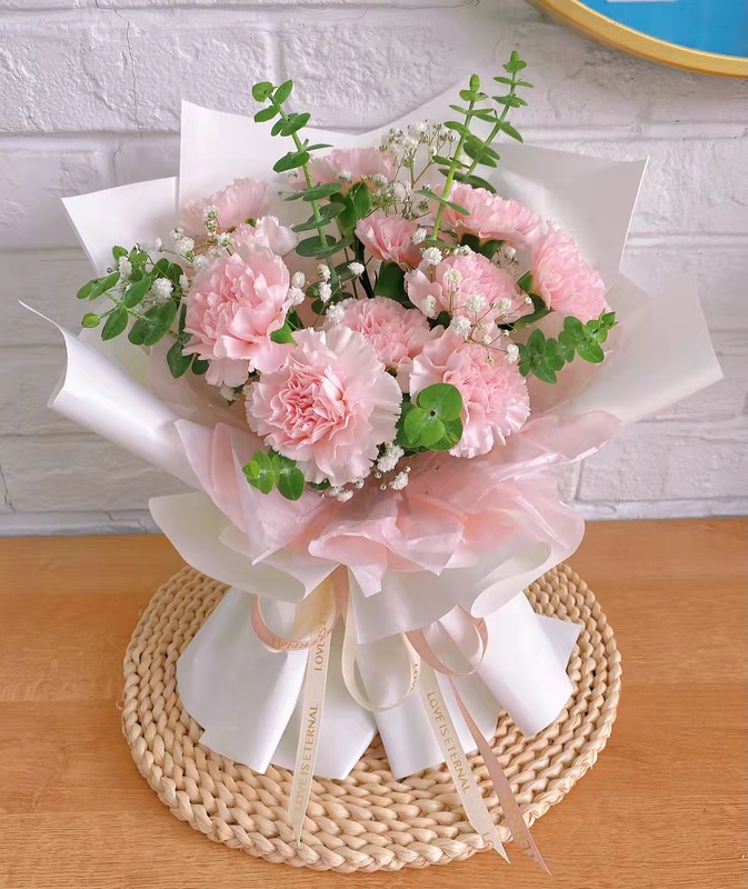 速递康乃馨百合花束母亲节花束生日鲜花11朵红色康乃馨花篮款不含花瓶