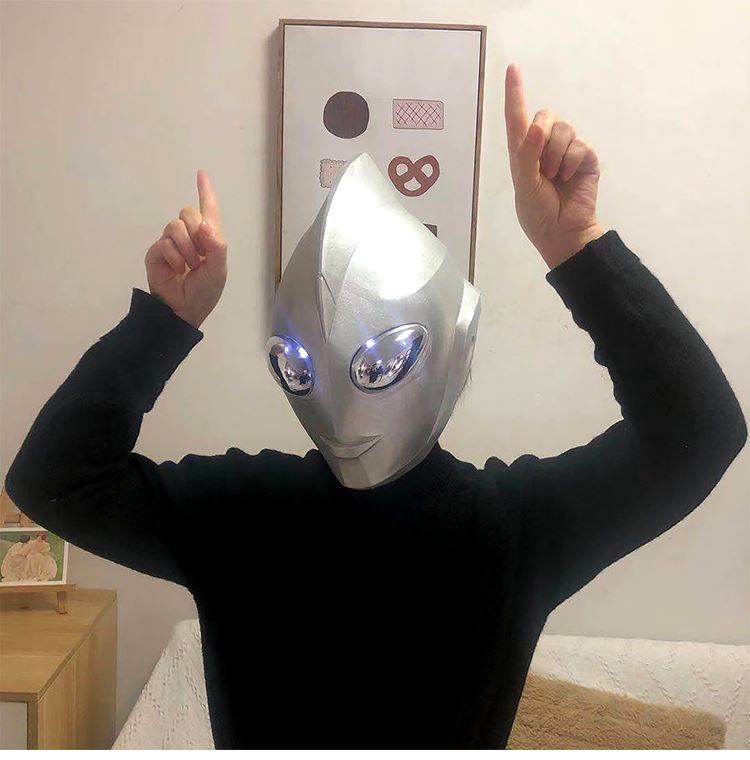 限量版奥特曼头套发光迪迦可穿戴cos服装面具发盔乳胶抖音表演真人
