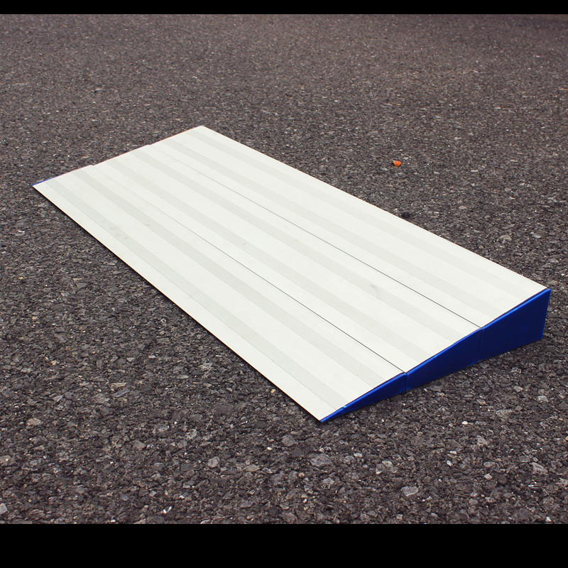 无障碍坡道板2019单边门槛坡道铝合金斜坡板铝合金坡道板防盗门坡道长