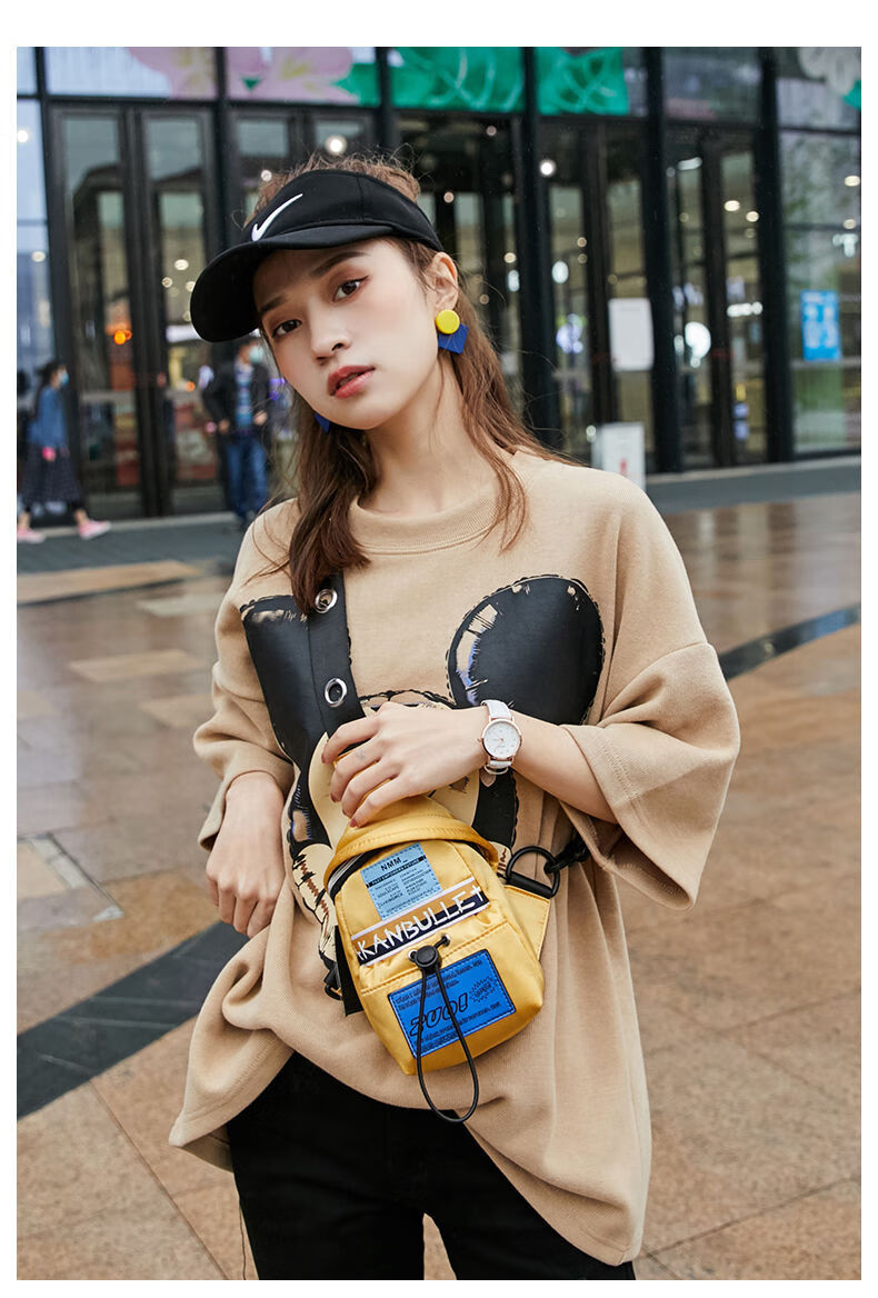 2021新款胸包女ins超火包斜挎包运动韩版百搭洋气手机包小号宝石蓝