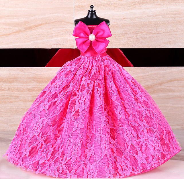 芭比娃娃的汉服30cm俏芭妃婚纱芭比娃娃换装衣服古装裙子礼服女孩