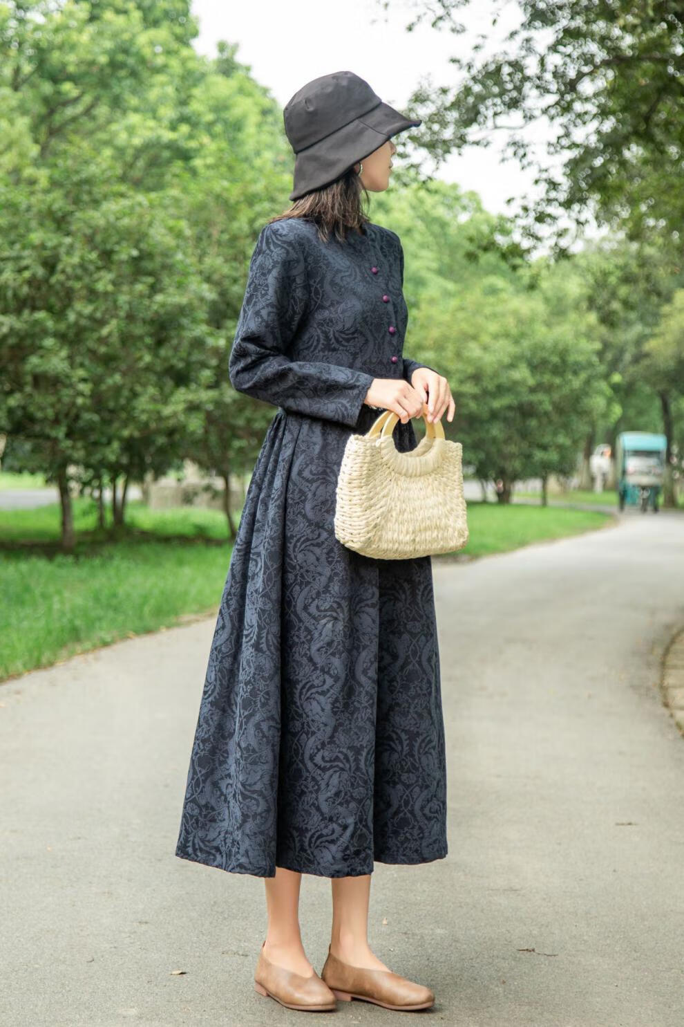 素订棉麻女装官方素素杭州秋季复古民族风刺绣提花连衣裙女立领长袖