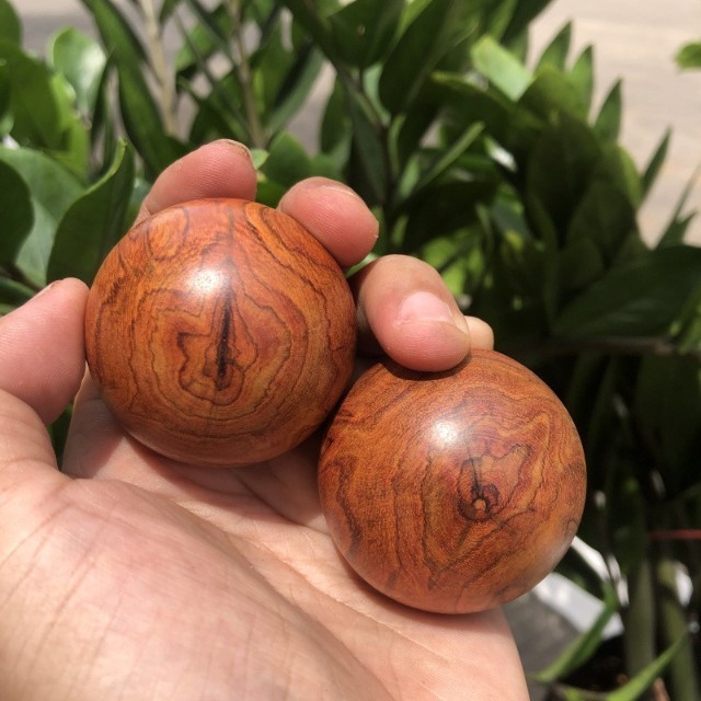 越南黄花梨球实木保健球按摩球中老年人保健手球健身球文玩随身6号