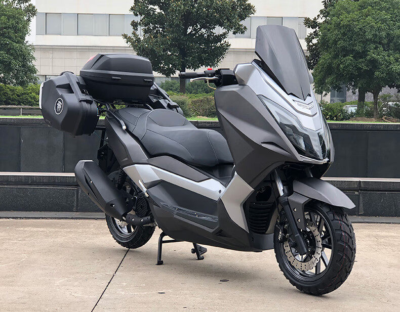 马杰斯特t10踏板摩托车150cc燃油大型踏板车整车可上牌国四电喷套餐一