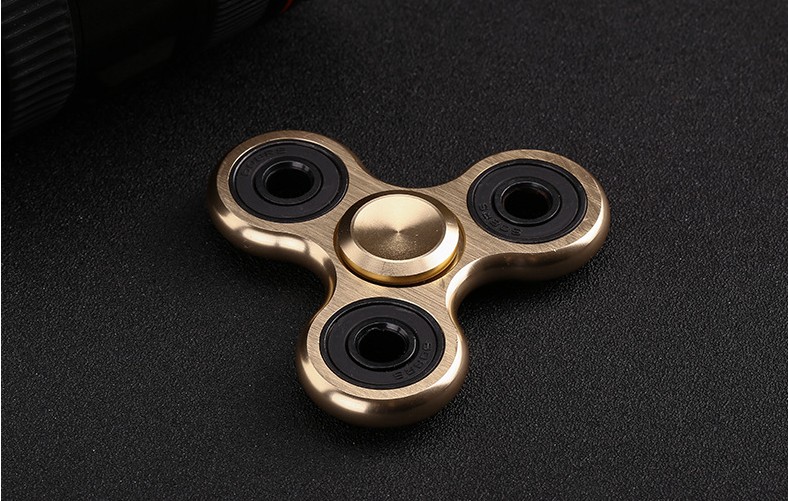 全金属指间陀螺儿童玩具多动减压手指陀螺三叶大三元铝合金转运珠红色