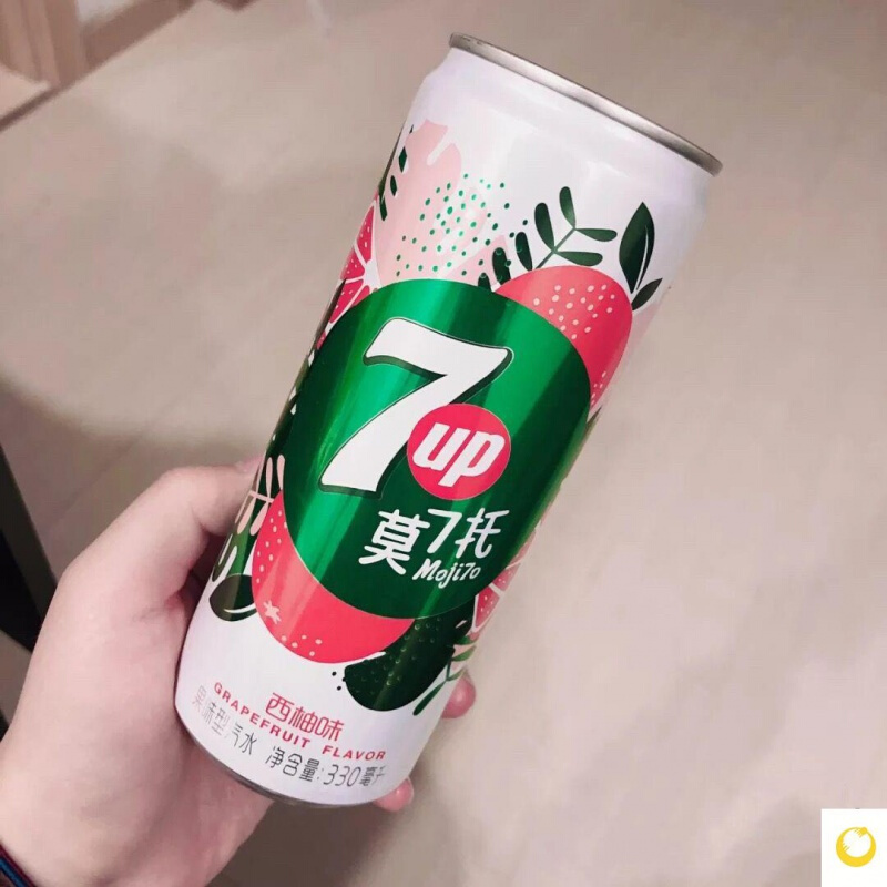 七喜莫7托李现7喜李现代言的产品莫吉托西柚味汽水7up细长碳酸西柚果