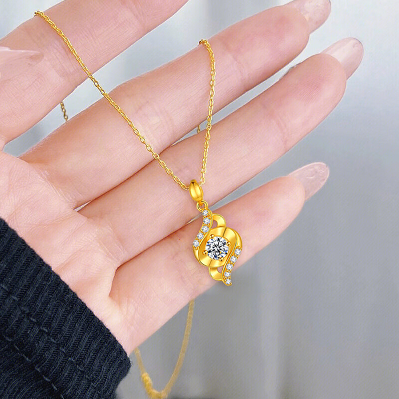 老凤凰 黄金项链妈妈款2022新款时尚吊坠轻奢小众锁骨链送婆婆生日