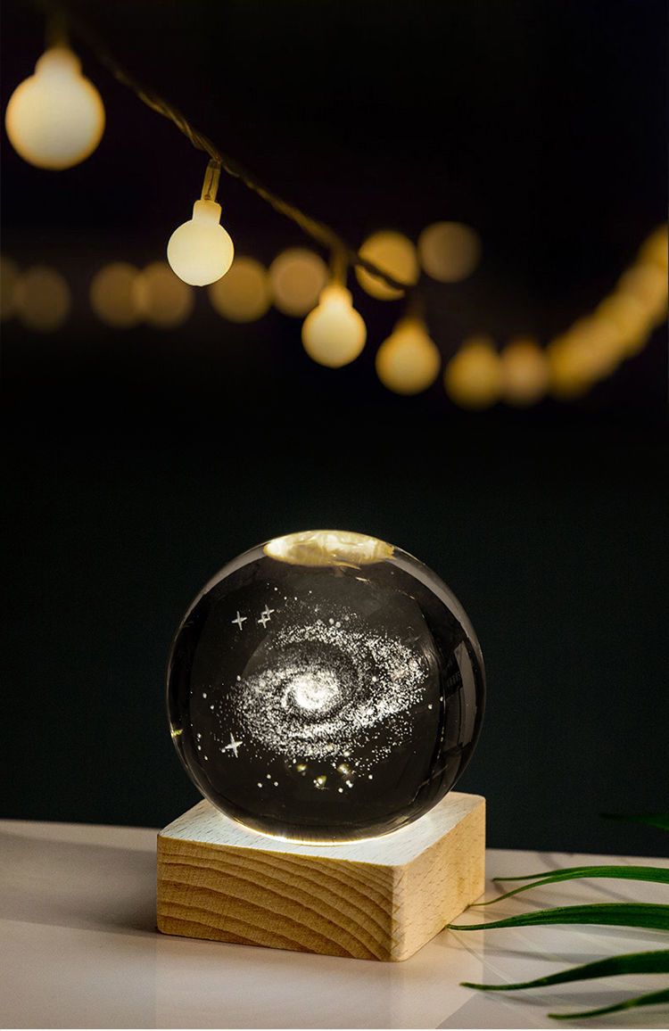 京选优品浪漫夜光星球灯宇宙系列发光水晶球水晶星空小夜桌面卧室摆件