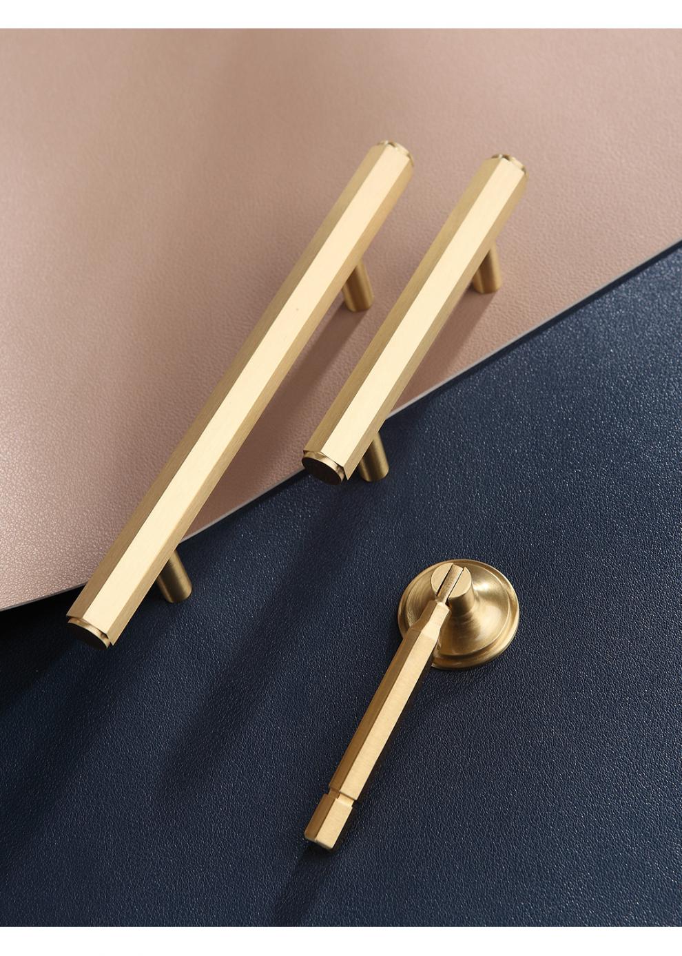 拉手北欧简约金色纯铜抽屉衣橱鞋柜门实心六角单孔把手5029铜拉丝孔距