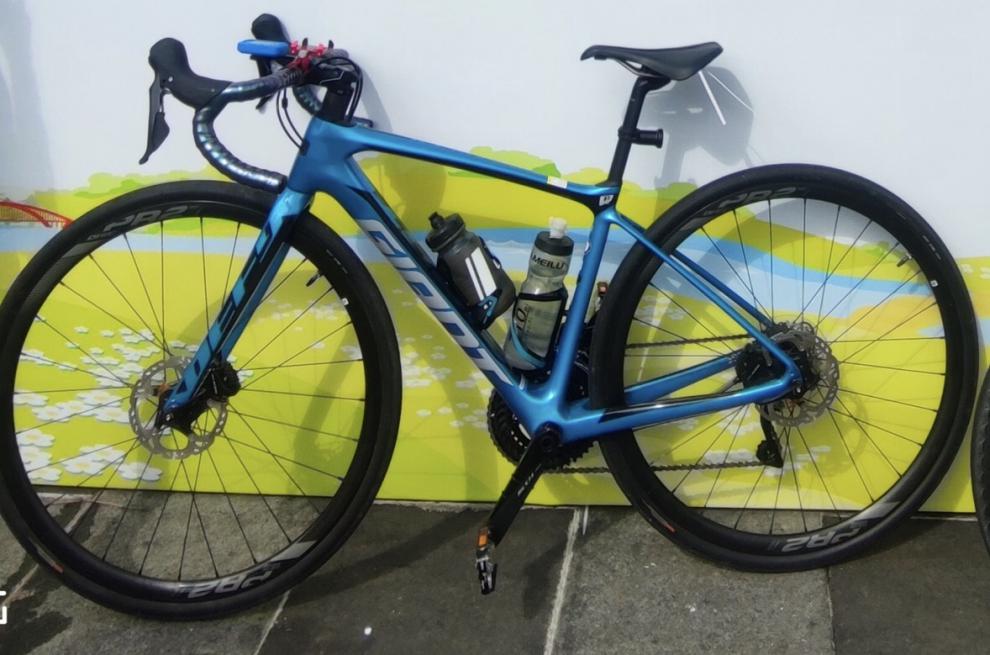 谷咖(guka) 义梦小米(m i)米家通用碳纤维公路自行车tcr6600defyppadv