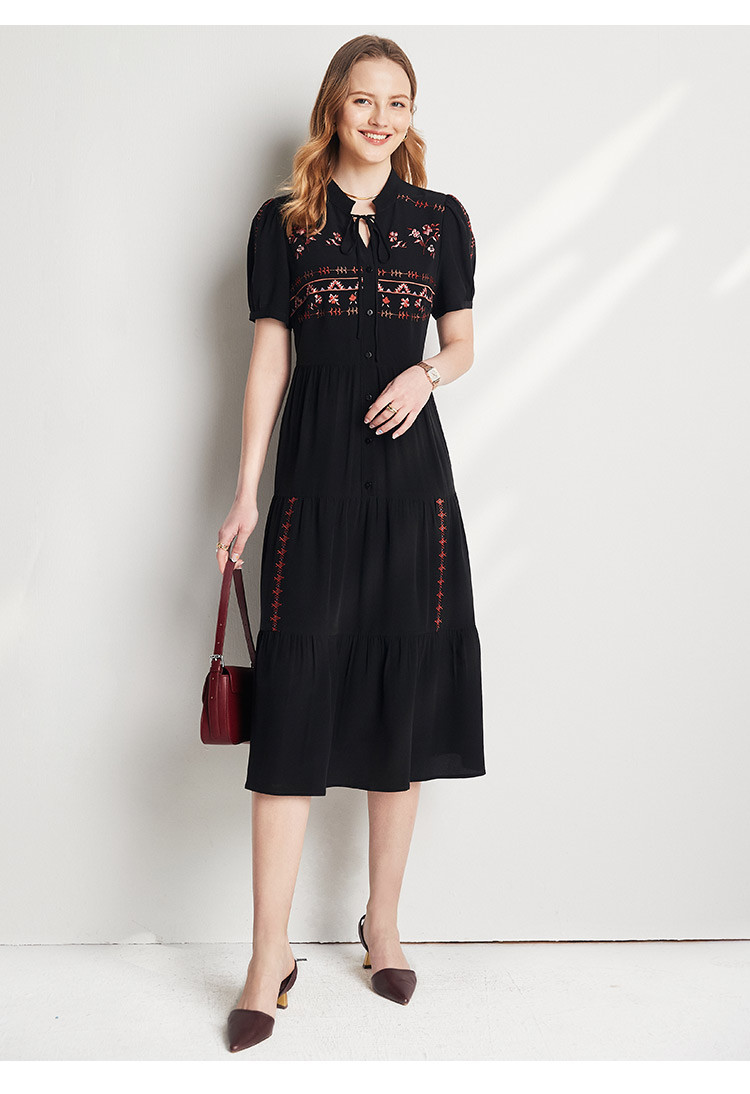 帕罗桑蚕丝连衣裙系带领心机设计收腰显瘦复古重工刺绣真丝裙子黑2xl