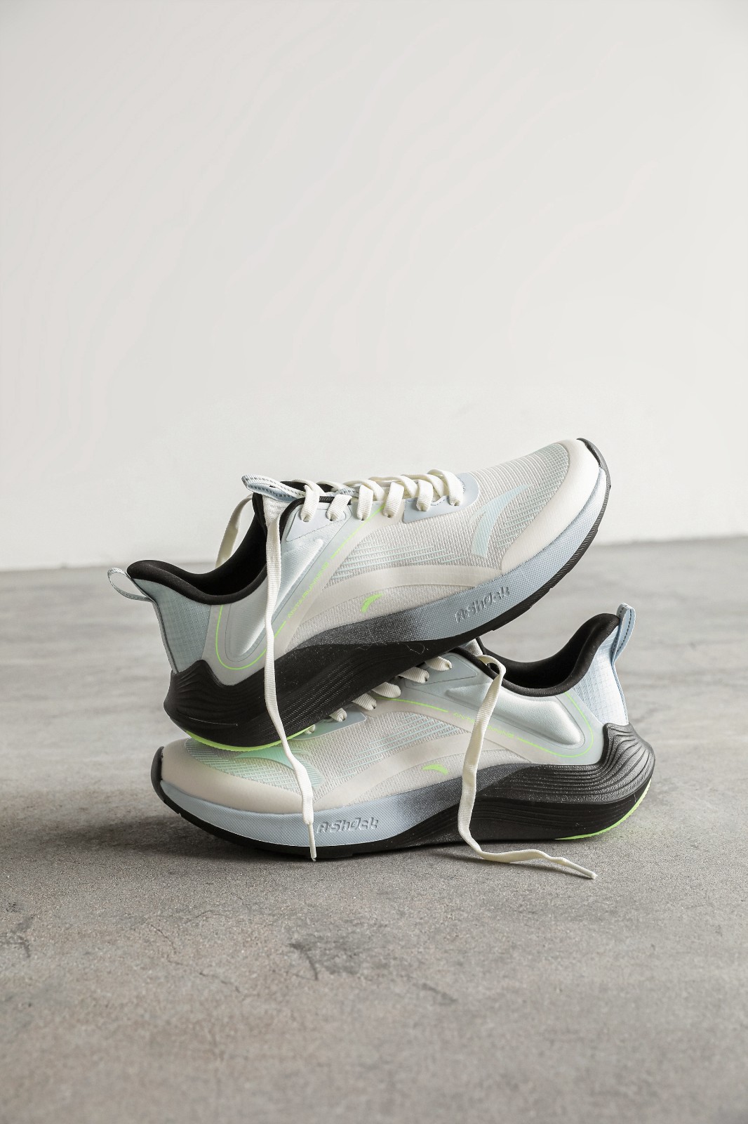 【毒刺2】安踏男鞋运动鞋2022秋季新款户外运动休闲鞋跑步鞋男方旗舰