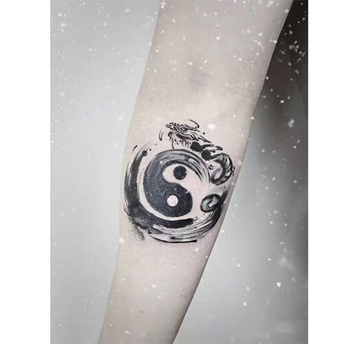 纹身贴洗不掉暗黑中国八卦龙酷炸天潮帅黑龙飞天图腾龙ins风防水纹身