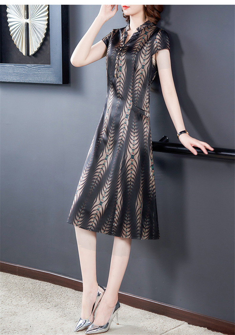 加大桑蚕丝妇女裙子夏真丝面料贵夫人超大码连衣裙洋气女高端黑色大码