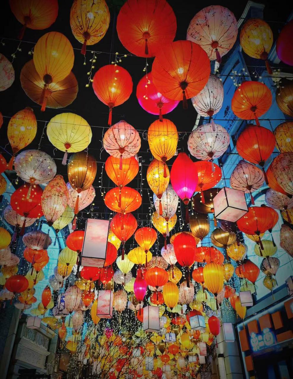旺月岚山中秋商场美陈开业中庭吊饰钻石灯笼绸缎中式复古户外灯笼挂饰