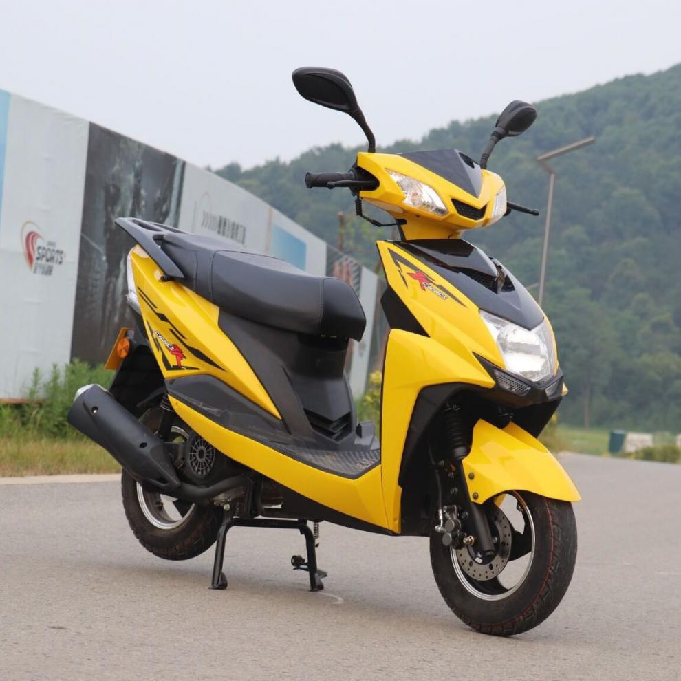 全新国四电喷125cc燃油踏板摩托车女装车整车省油外卖促销可上牌黑白