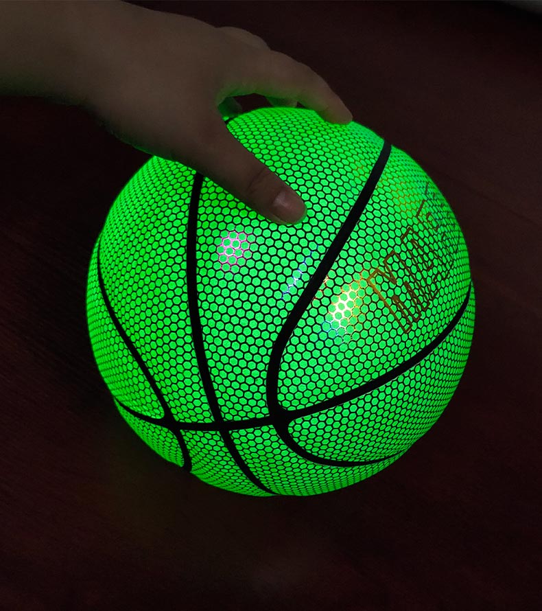 马布里夜光发光篮球限量版反光荧光球7号蓝球情人节520送男女朋友篮球