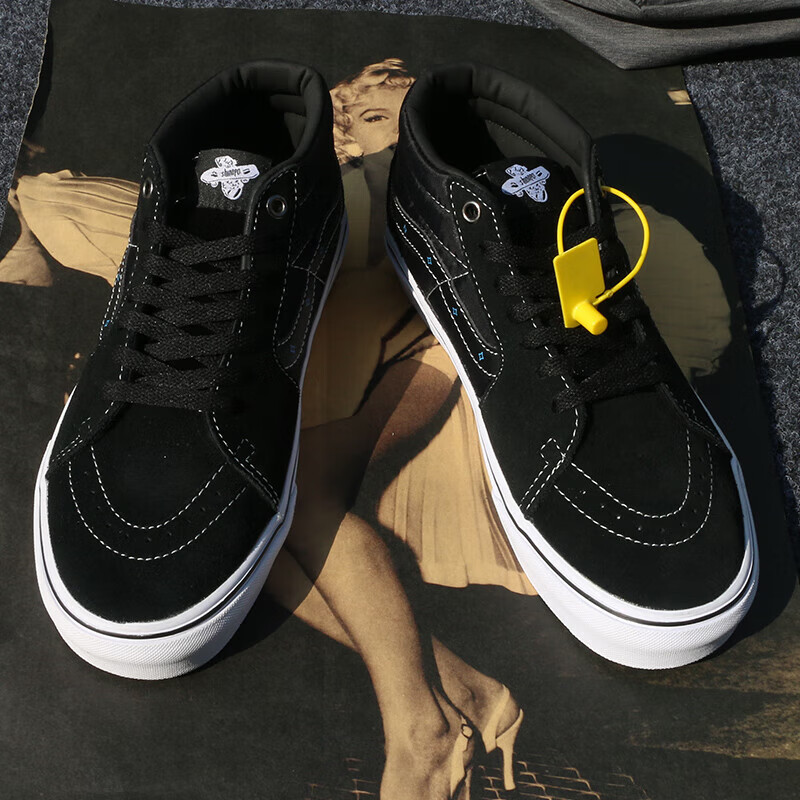 vans)官方品牌全黑中帮大码男鞋春季加绒48板鞋男【商场同款】 黑色中