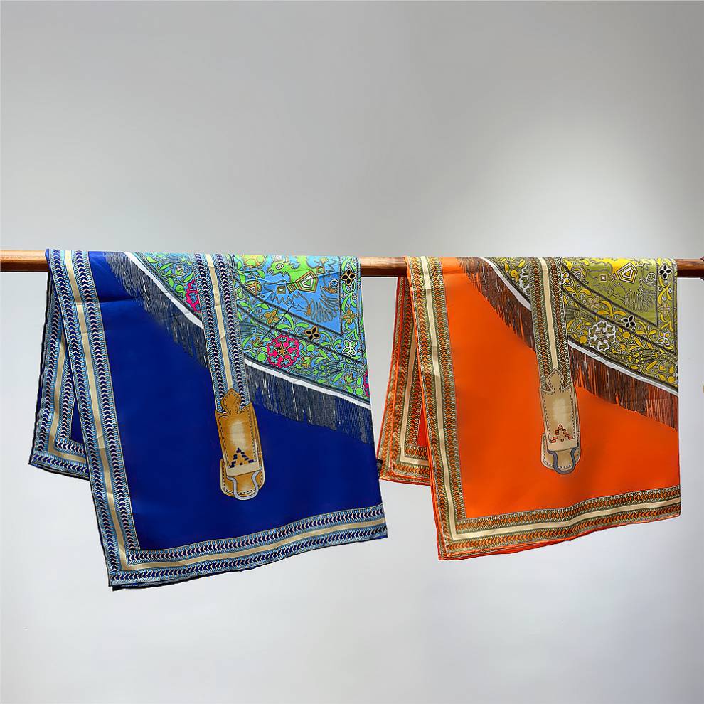 夏季薄款法国高端手工卷边斜纹绸丝绸90cm丝巾大方巾装饰印花披肩 宝