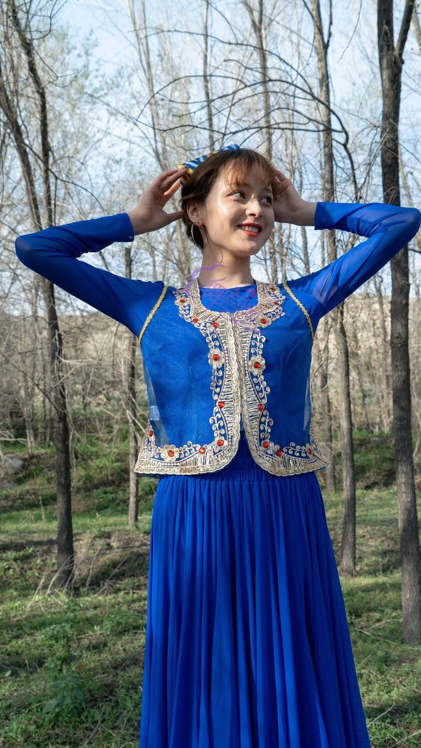 中年妇女跳舞穿的半身大摆长裙新疆维吾尔族表演服舞蹈服装舞台广场舞