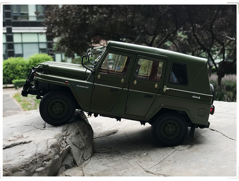 1:18北京2020 vj吉普车 检阅车2020 合金汽车模型仿真车模 绿色硬顶