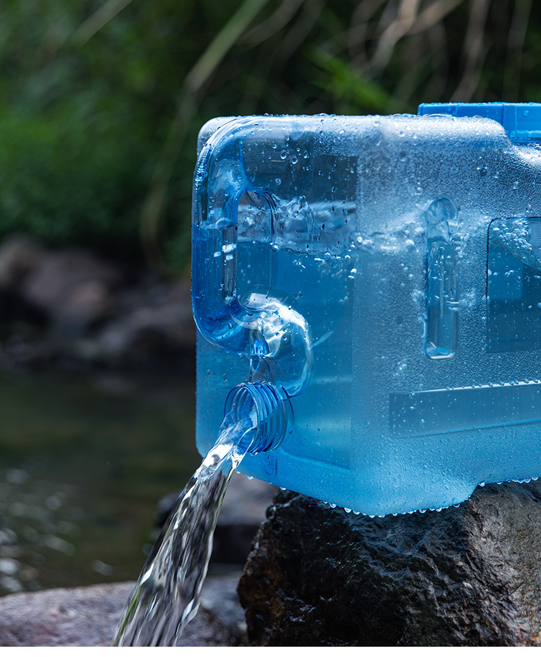 户外水桶家用储水用纯净水桶车载自驾游带龙头储水桶罐塑料储水箱8l