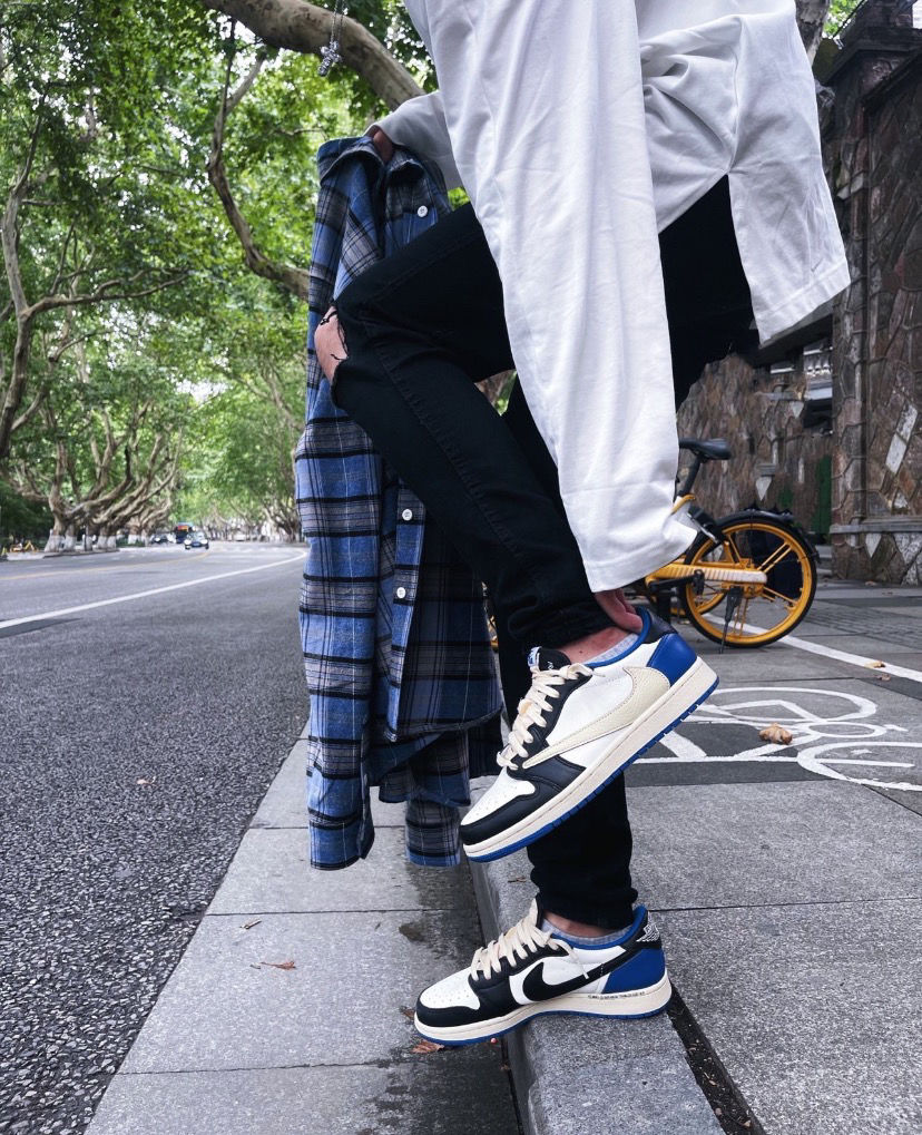 莆田纯原 ts藤原浩闪电倒钩白蓝黑深棕休闲低帮板鞋dm7866-14 倒钩白