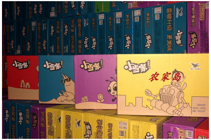 五折 统一小当家升级版干脆面火鸡味蜜汁小龙虾撸串混装干吃面整箱