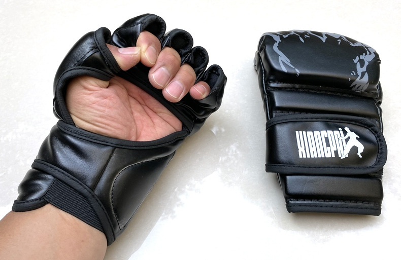 九·日·山ufcmma半指拳击手套 露指五指散打泰拳搏击训练格斗拳套