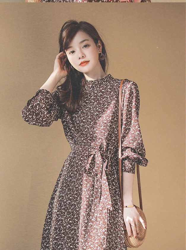 连衣裙高端轻奢2021秋季新款女雪纺长袖连衣裙咖啡色碎花气质名媛