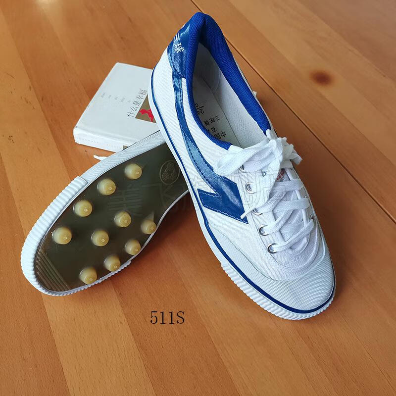 三球足球鞋钉鞋学生运动鞋石家庄男女低帮橡胶防滑帆布碎钉长钉鞋