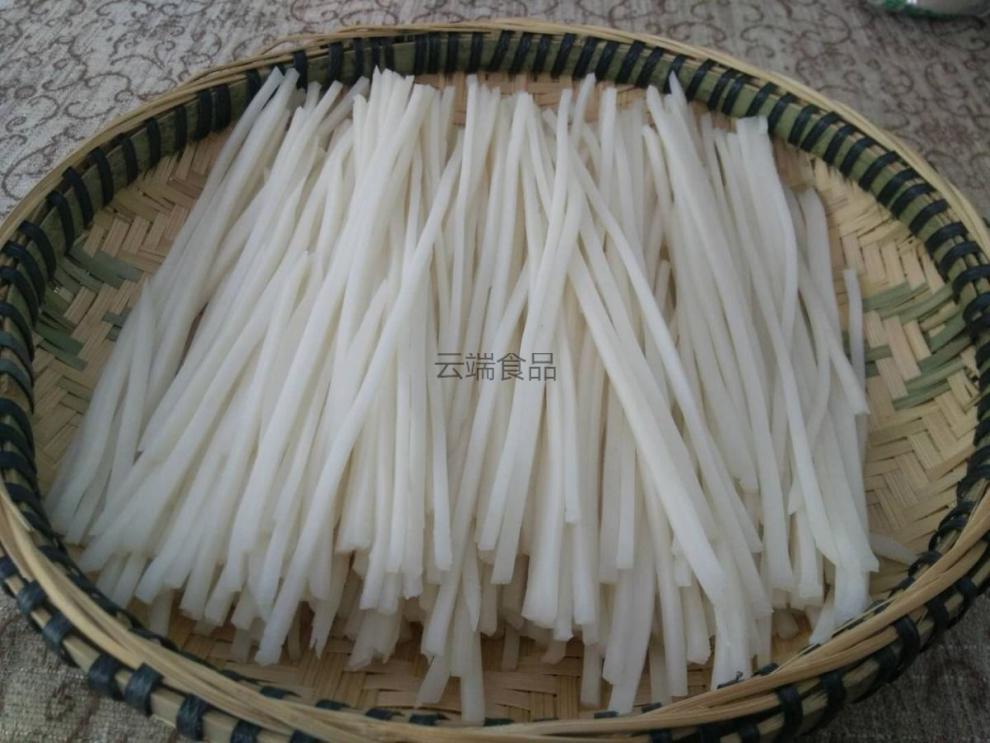 云南美食特产半干饵丝陆良精然饵块粑粑丝真空包装每袋900克900gx4袋