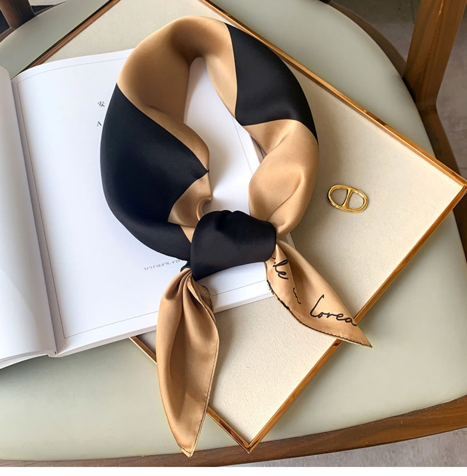 法黛姗丝巾女春秋70方巾通勤职业装方巾批发工作服西服衬衫礼仪领巾