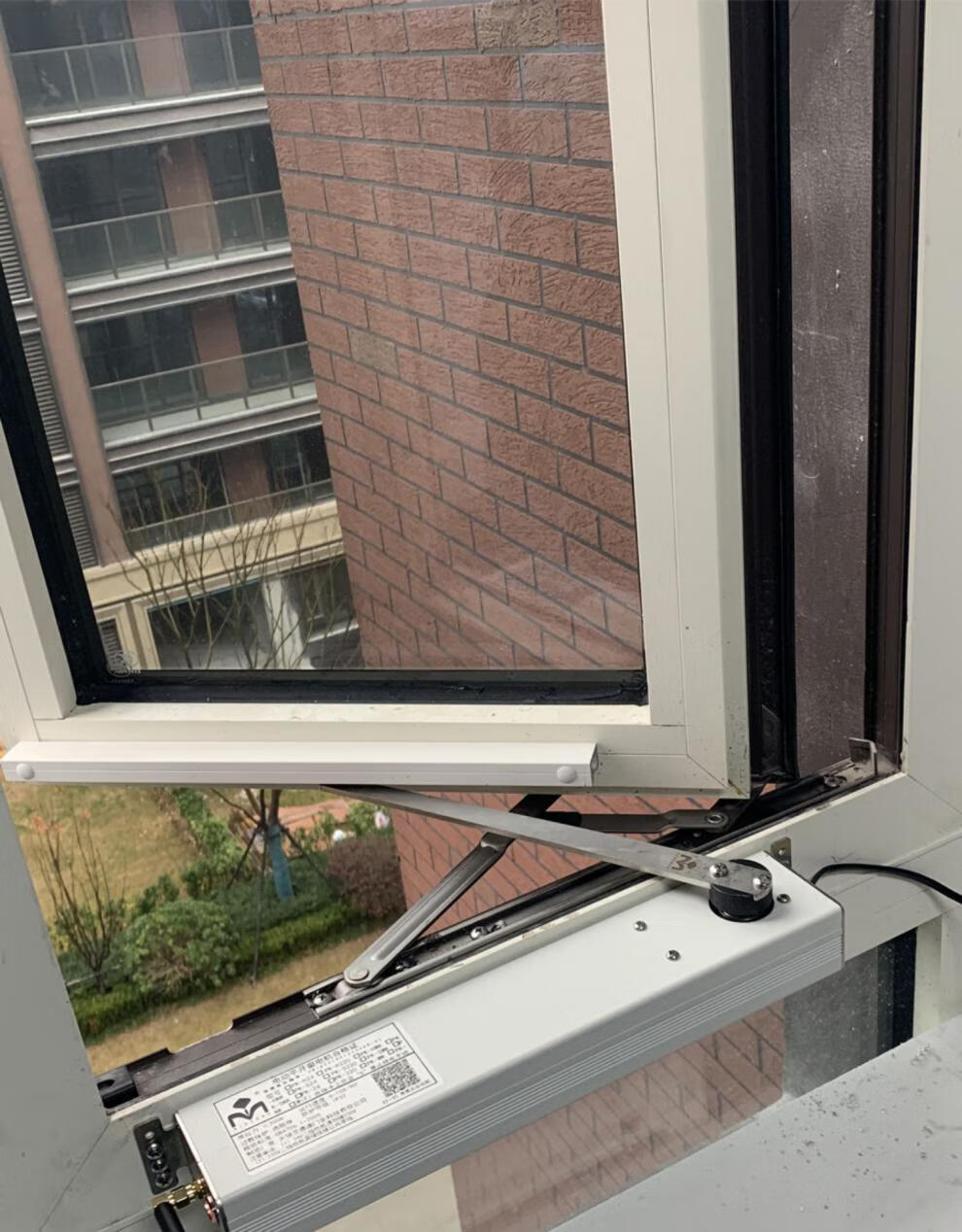 电动平开窗电机开窗器遥控智能家居电动窗户合叶窗90度开窗 h24v单机