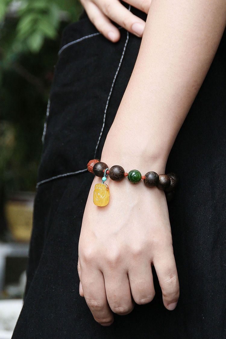 彬清高瑞品质万圣节道闻天然沉香手串男南红配珠蜜蜡貔貅手饰和田玉