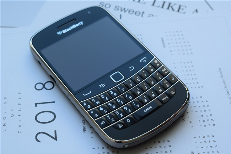 blackberry黑莓keyone9930全键盘电信三网可爱学生戒网瘾手机黑色有