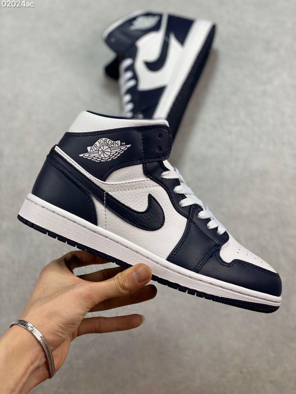 aj1黑曜石鞋头图片