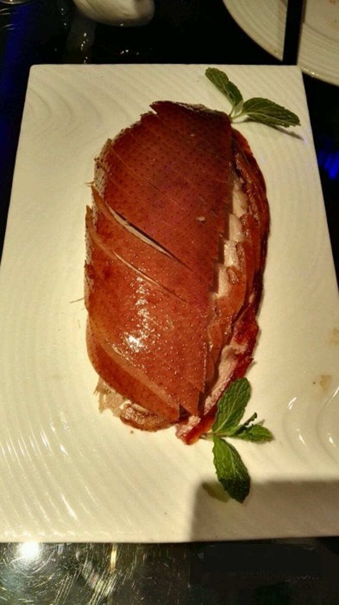 大董烤鸭 北京大董烤鸭酥不腻烤鸭整只现烤熟食 即食配薄饼酱料鸭架闪