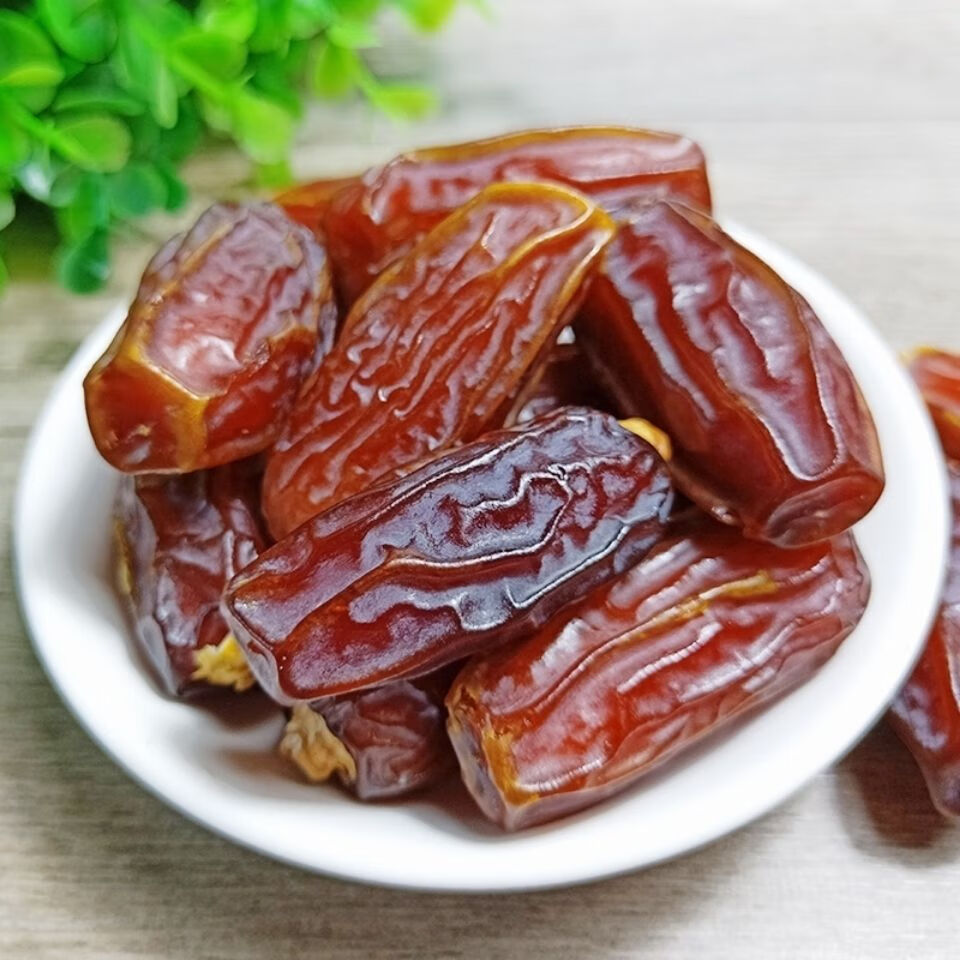 椰枣5/1斤装伊拉克枣黄金椰枣进口沙特阿拉伯黑椰枣伊朗枣大颗粒