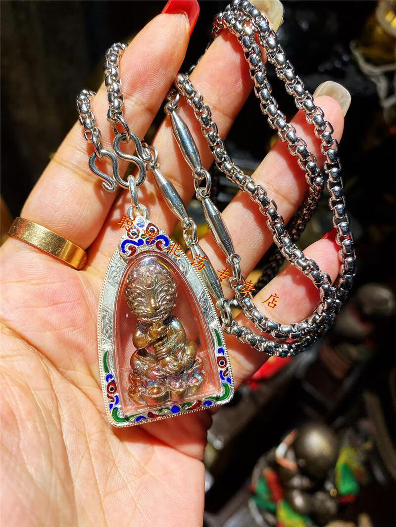 聪蝶泰国佛牌五眼四耳神猴助事业正偏财生意金融轻奢网红同款外壳配