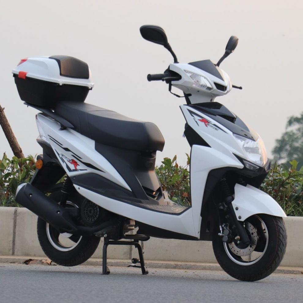 全新国四电喷125cc燃油踏板摩托车女装车整车省油外卖促销可上牌 黑白