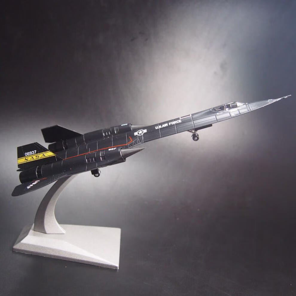520礼物 sr71黑鸟 1 72 144sr71黑鸟高空侦察机模型合金仿真战斗机