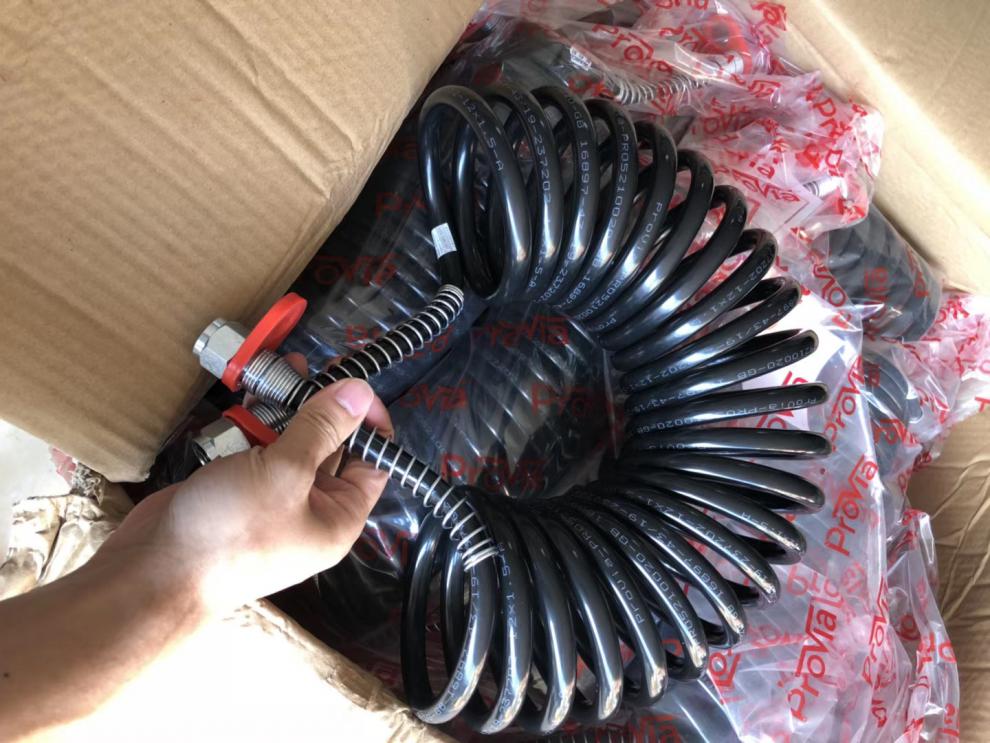 适配威伯科半挂车连接气管螺旋管耐低温-40度弹簧管刹车气管重卡 红色