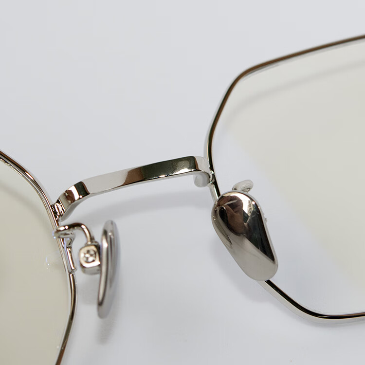 【绵德】时尚钛鼻托眼镜配件鼻托垫硅胶鼻托防滑鼻托金属 原色钛鼻托