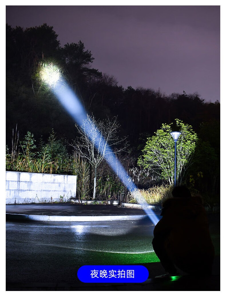 led手电筒强光usb充电超亮远射小迷你便携多功能家用耐用灯充电式39万