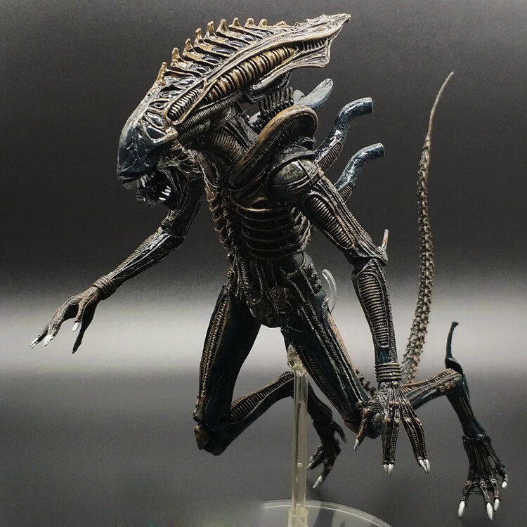 异形手办异形狗大战铁血战士模型母后电影周边玩具可动人偶汽车载摆件