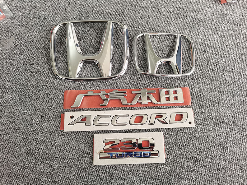 十代雅阁前车标适用于思域后haccord civic字母标220 260排量标志 十