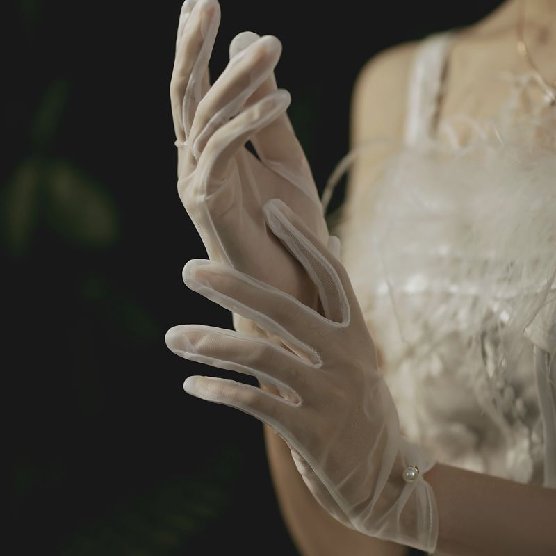手套网纱缎面复古薄纱短款蕾丝结婚礼服婚纱新娘白色珍珠手套超仙细雪